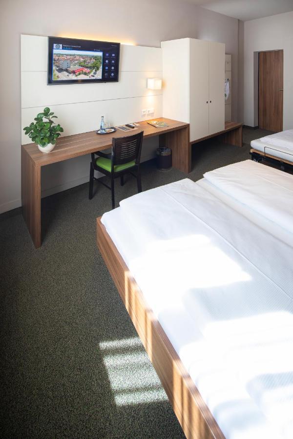 Joesepp'S Hotel Am Schweizerberg ميمنغن المظهر الخارجي الصورة