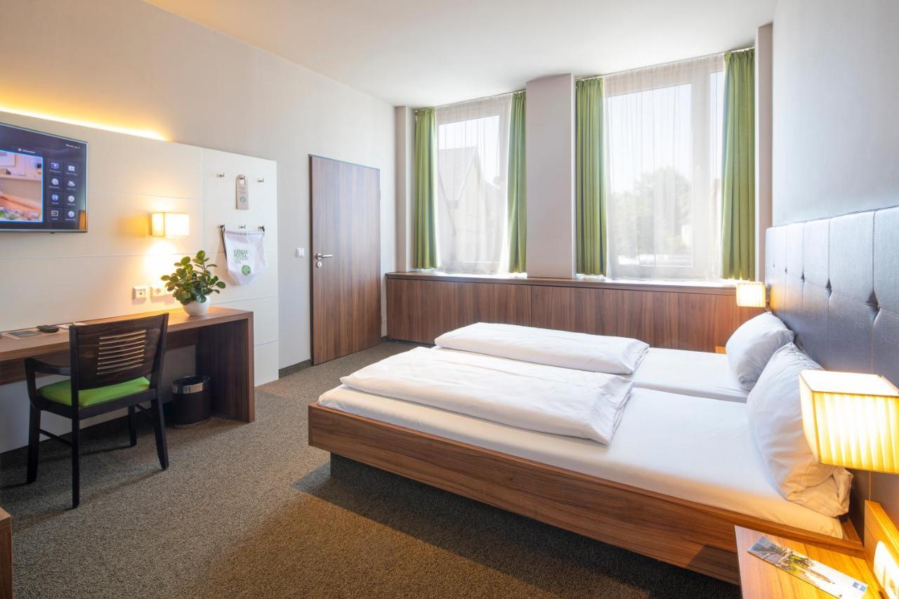 Joesepp'S Hotel Am Schweizerberg ميمنغن المظهر الخارجي الصورة